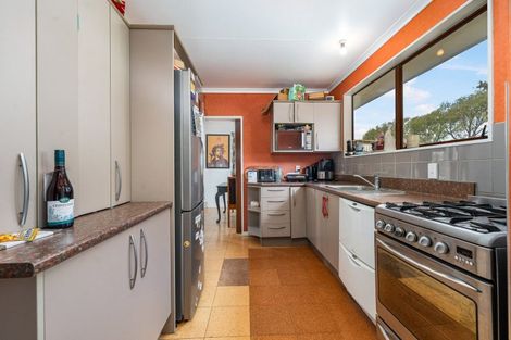Photo of property in 34 Paradise Place, Milson, Palmerston North, 4414