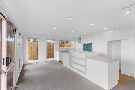 Photo of property in 3/27 Willow Avenue, Hannahs Bay, Rotorua, 3010