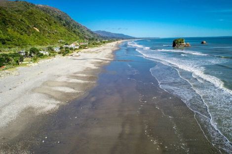 Photo of property in 135 Torea Street, Granity, 7823