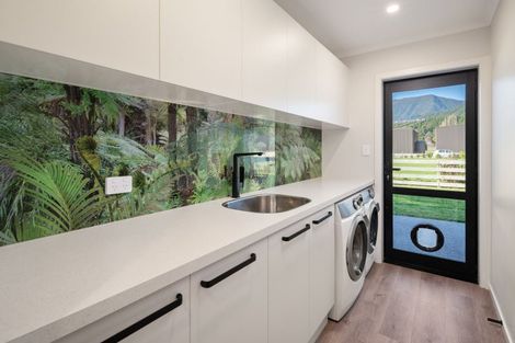 Photo of property in Koromiko Airpark, 4 Sirocco Place, Koromiko, Blenheim, 7273