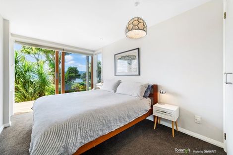 Photo of property in 27 Beacon Hill Road, Strathmore Park, Wellington, 6022