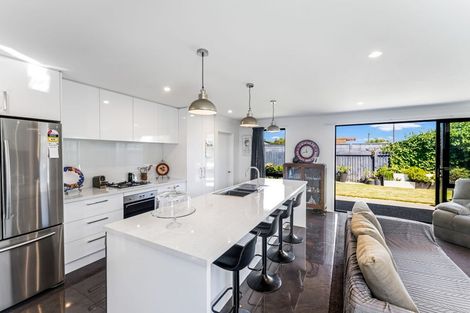 Photo of property in 414 Bower Avenue, Parklands, Christchurch, 8083