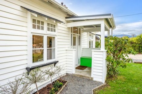 Photo of property in 56b Rahui Road, Otaki, 5512