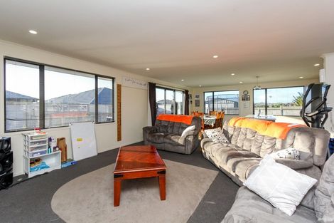 Photo of property in 2a Northpoint Way, Bell Block, New Plymouth, 4312