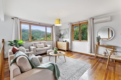 Photo of property in 53 Cheshire Street, Wilton, Wellington, 6012