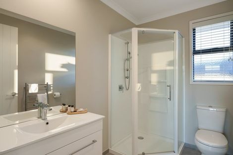 Photo of property in 25 Benmore Crescent, Pyes Pa, Tauranga, 3112