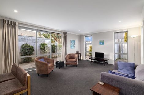 Photo of property in 3/24 Wairakei Road, Strowan, Christchurch, 8052