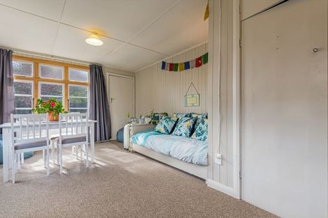 Photo of property in 8 Graham Place, West End, Palmerston North, 4410