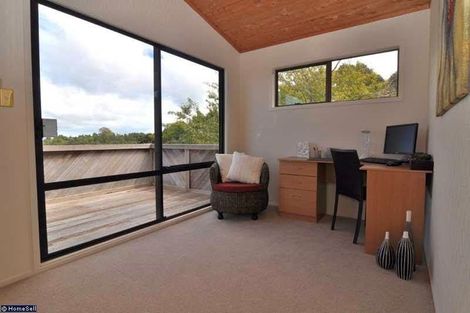 Photo of property in 2 Shirley Road, Parau, Auckland, 0604