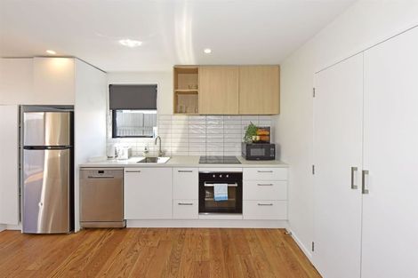 Photo of property in 5/7 Dickens Street, Addington, Christchurch, 8024