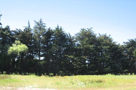 Photo of property in 37 Holbrook Way, Westmorland, Christchurch, 8025