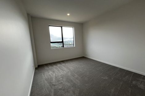Photo of property in 11 Puihi Crescent, Massey, 0614