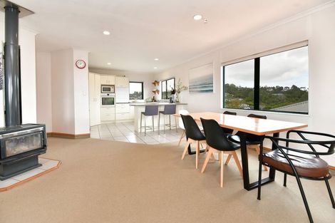 Photo of property in 2/603 Whangaparaoa Road, Stanmore Bay, Whangaparaoa, 0932