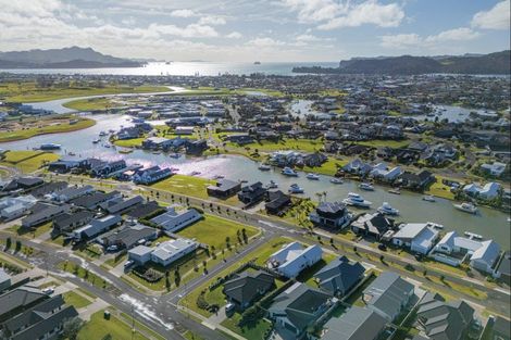 Photo of property in 26 Awatea Drive, Whitianga, 3510