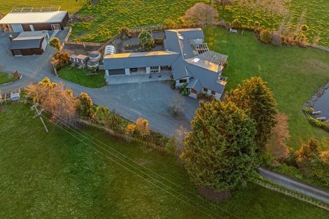 Photo of property in Te-puna Wedding Venue, 375 Lethbridge Road, Feilding, 4779