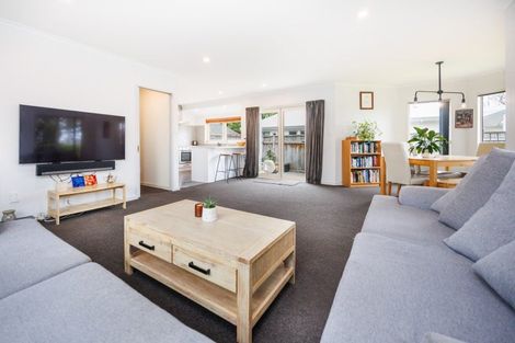 Photo of property in 46c Pahiatua Street, Hokowhitu, Palmerston North, 4410