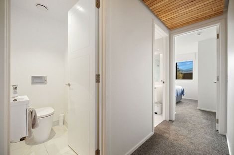 Photo of property in 2 Appin Court, Jacks Point, Queenstown, 9371