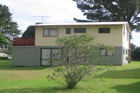 Photo of property in 105 Winslow Place, Matarangi, Whitianga, 3592