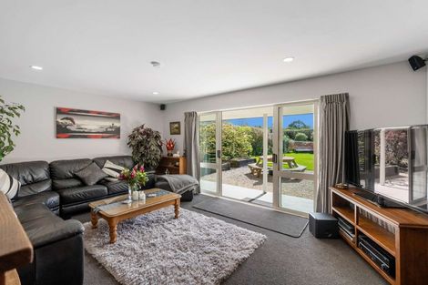 Photo of property in 21 Winter Road, Swannanoa, Rangiora, 7475