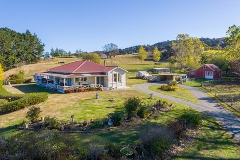 Photo of property in 205 Caveland Road, Te Whiti, Masterton, 5884