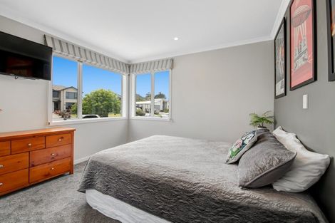 Photo of property in 27 Pioneer Rise, Silverdale, 0932