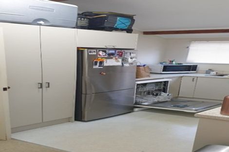 Photo of property in 51 Topliss Drive, Northcross, Auckland, 0632