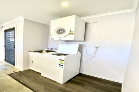 Photo of property in 3a Oxford Crescent, Ebdentown, Upper Hutt, 5018