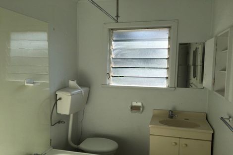 Photo of property in 1/171 Shakespeare Road, Milford, Auckland, 0620