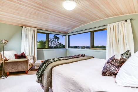 Photo of property in 145 Lake Crescent, Hamilton Lake, Hamilton, 3204