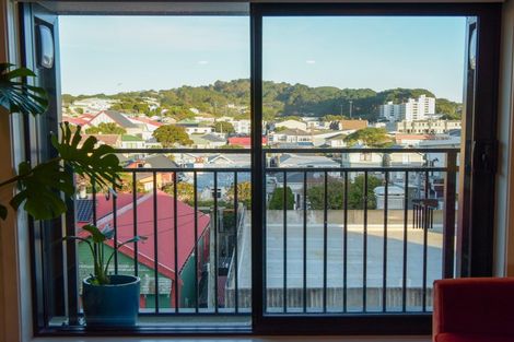 Photo of property in 8/11f Newtown Avenue, Newtown, Wellington, 6021