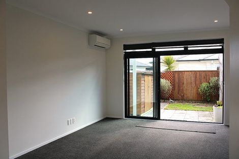 Photo of property in 16 Kauamo Close, Waiwhetu, Lower Hutt, 5010