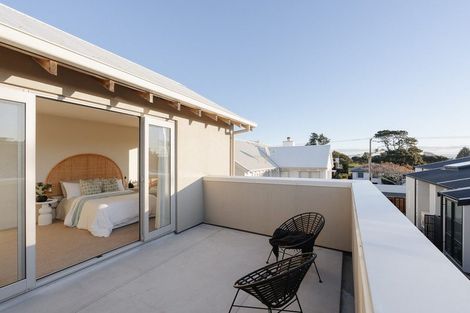 Photo of property in 215b Oceanbeach Road, Mount Maunganui, 3116