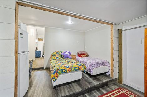 Photo of property in 23 Neems Place, Manurewa, Auckland, 2102