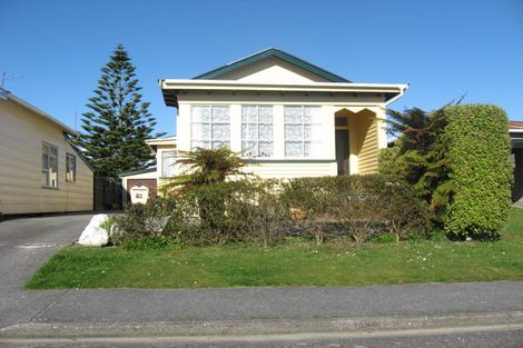 Photo of property in 76 Bealey Street, Hokitika, 7810