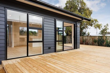 Photo of property in 33 Botanical Road, Takaro, Palmerston North, 4412