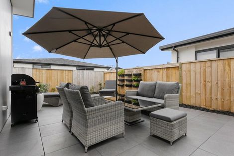 Photo of property in 6 Knightia Drive, Papamoa Beach, Papamoa, 3118