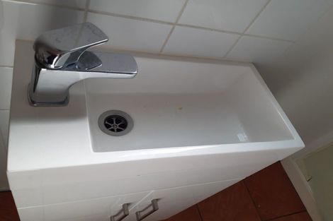 Photo of property in 10 Garvins Road, Hornby, Christchurch, 8042