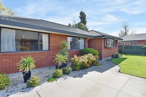 Photo of property in 2/3 Netherby Lane, Shirley, Christchurch, 8061