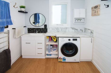 Photo of property in 1 Vivian Street, Solway, Masterton, 5810