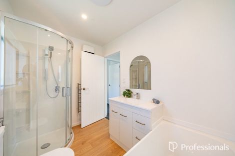 Photo of property in 24b Wainuiomata Road, Wainuiomata, Lower Hutt, 5014