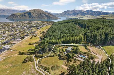 Photo of property in 52 Kirimoko Crescent, Wanaka, 9305
