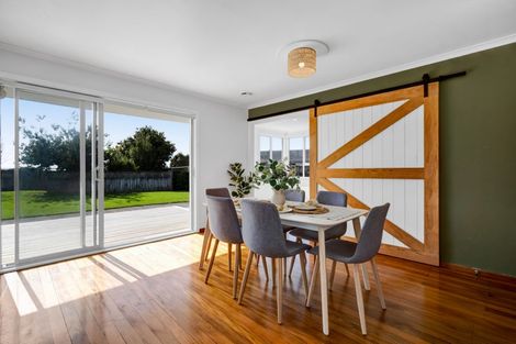 Photo of property in 7 Hulke Crescent, Bell Block, New Plymouth, 4312