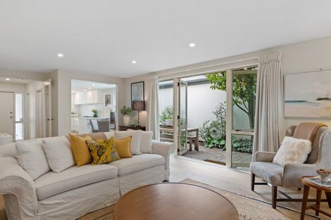 Photo of property in 8 Clissold Street, Merivale, Christchurch, 8014