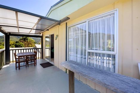 Photo of property in 5 The Parade, Okiwi Bay, French Pass, 7193