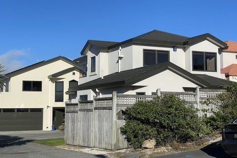 Photo of property in 5a Birkhall Grove, Strathmore Park, Wellington, 6022