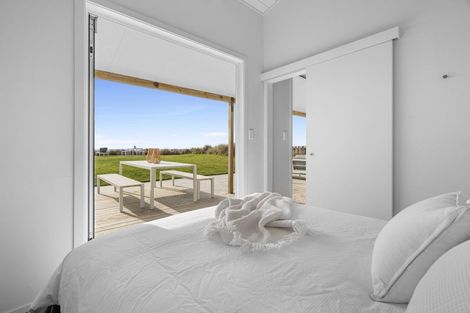 Photo of property in 401 Pukehina Parade, Pukehina, Te Puke, 3189