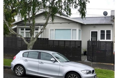 Photo of property in 43955/2 Rawene Avenue, Westmere, Auckland, 1022