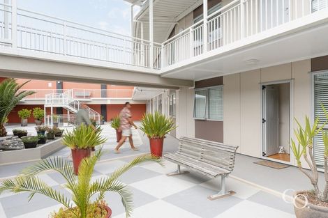 Photo of property in Algarve Apartments, 213/332 Maunganui Road, Mount Maunganui, 3116