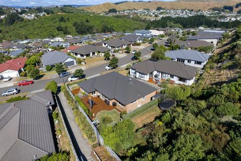 Photo of property in 20 Tongariro Drive, Aotea, Porirua, 5024