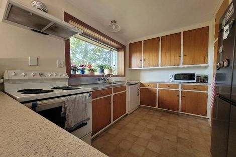 Photo of property in 10 Reeves Road, Opawa, Christchurch, 8023